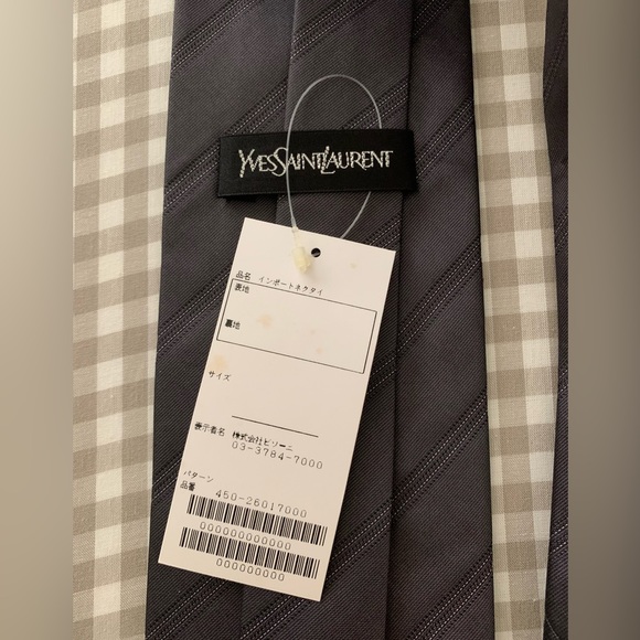 ✨Host Pick✨ Yves Saint Laurent 100% Silk Dark Grey Tie - Picture 2 of 5